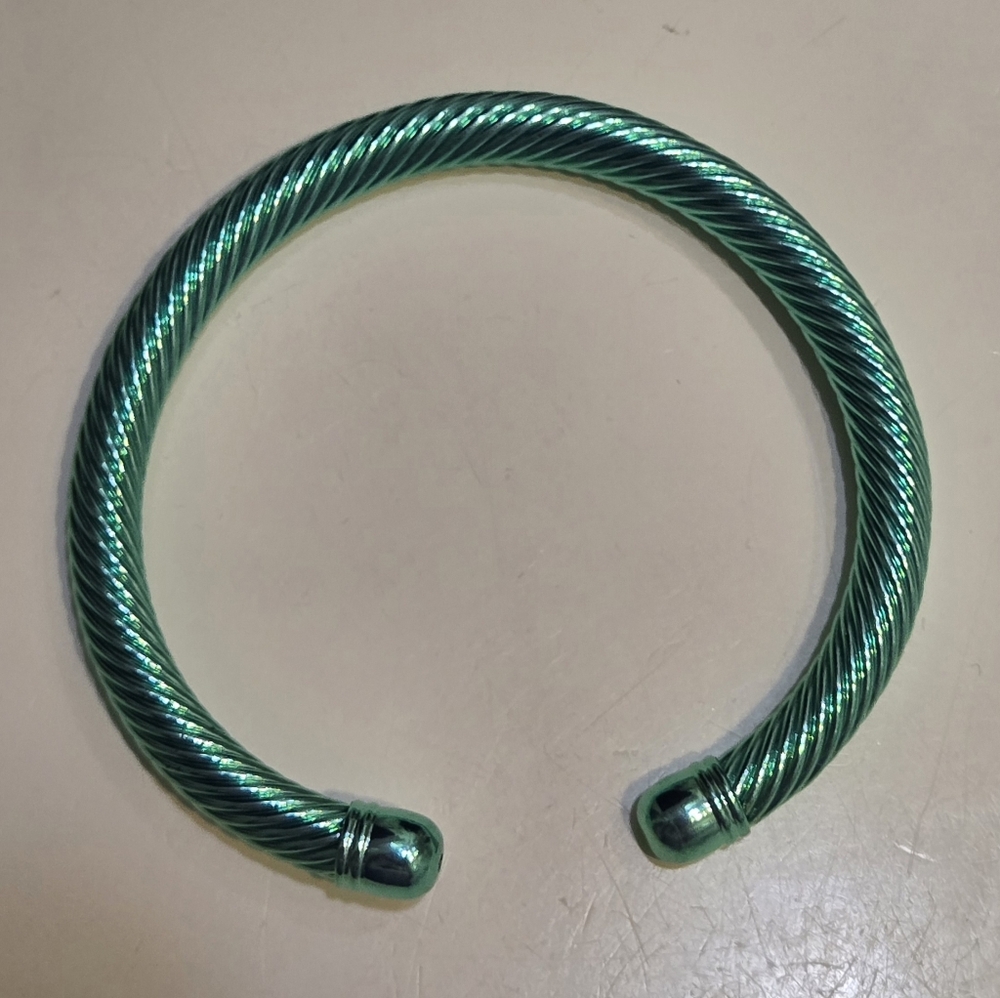 By Alexa Rae NWT LA Connection Cuff Bracelet